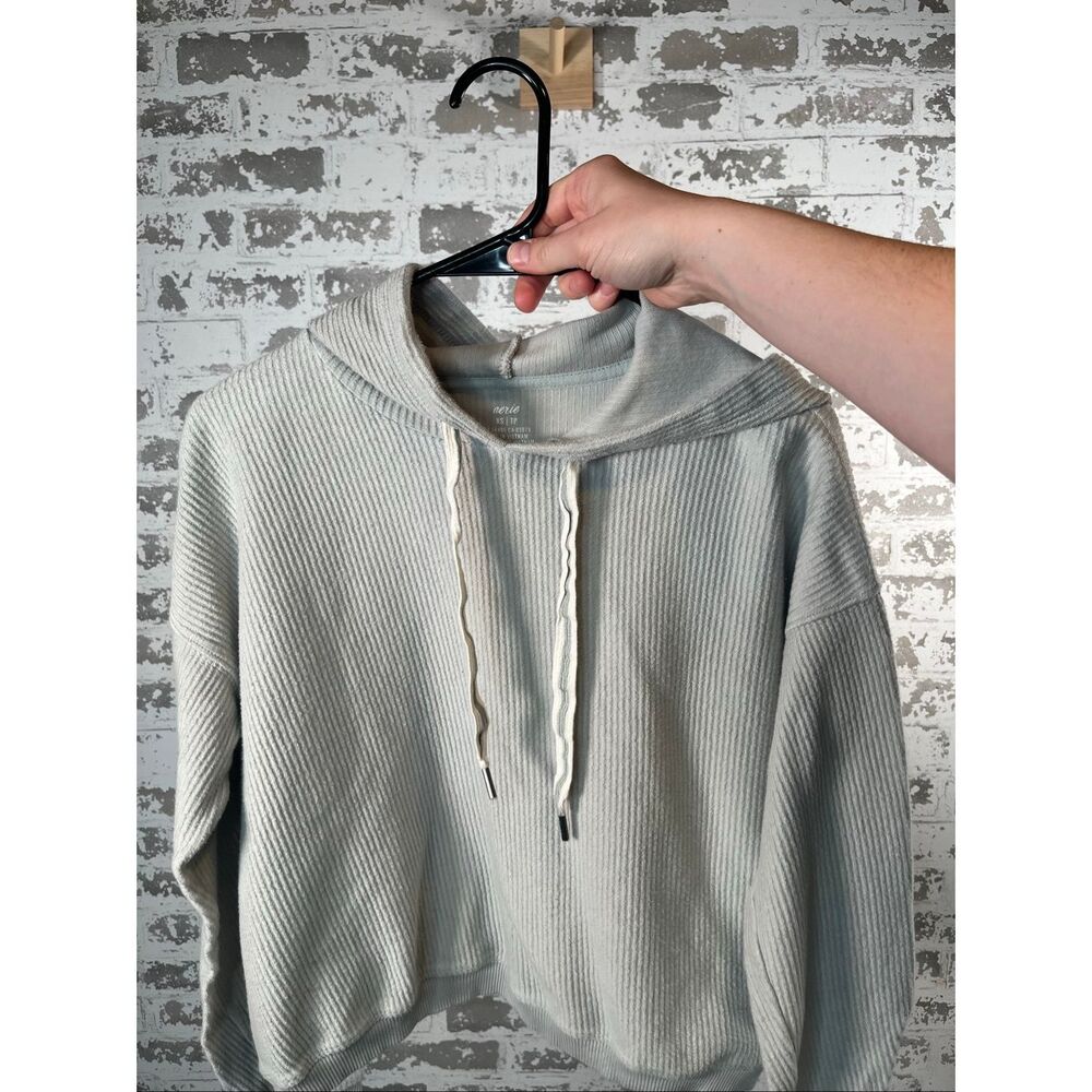 Aerie | women sage green ribbed cropped hoodie
